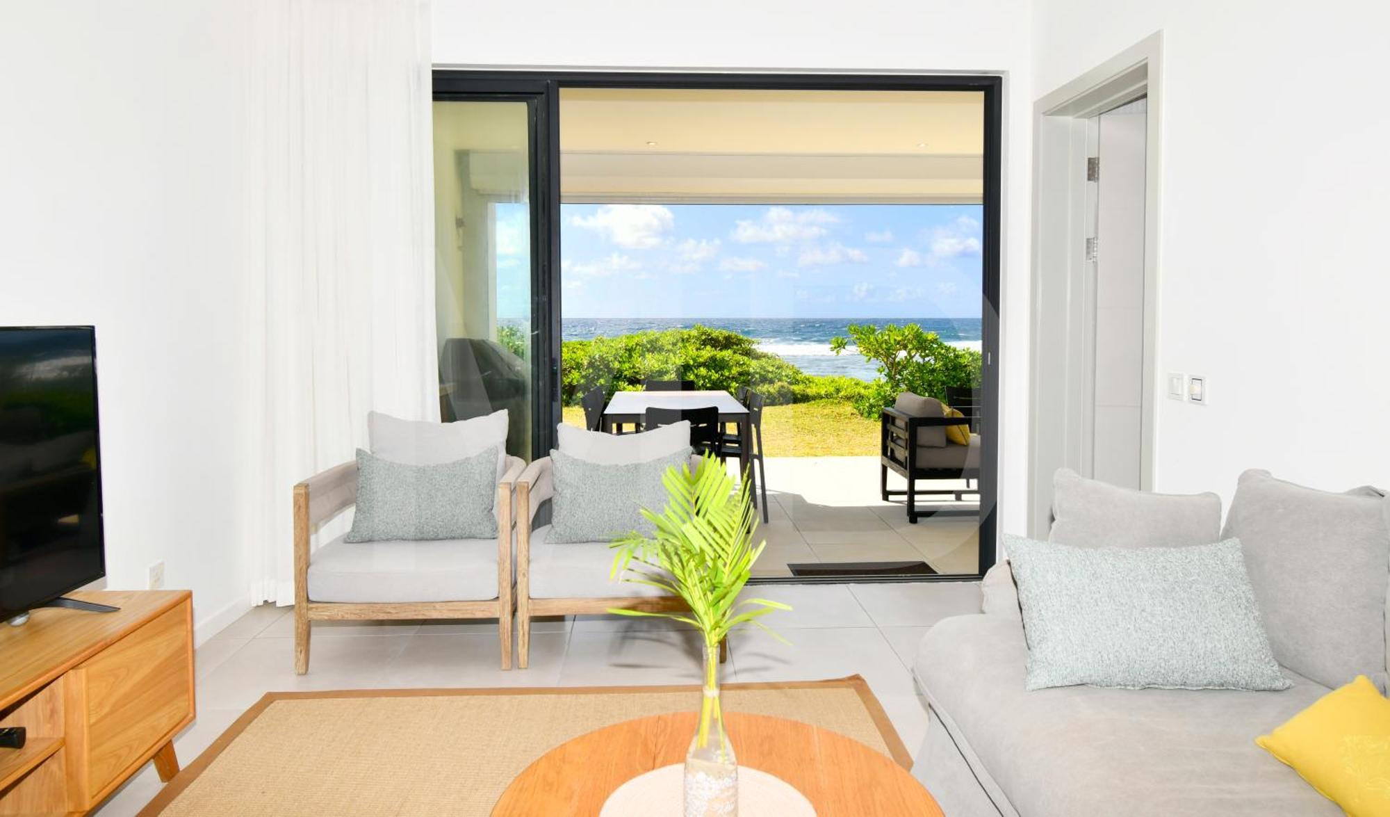 White&Blue Beachfront Luxury Poste Lafayette Extérieur photo
